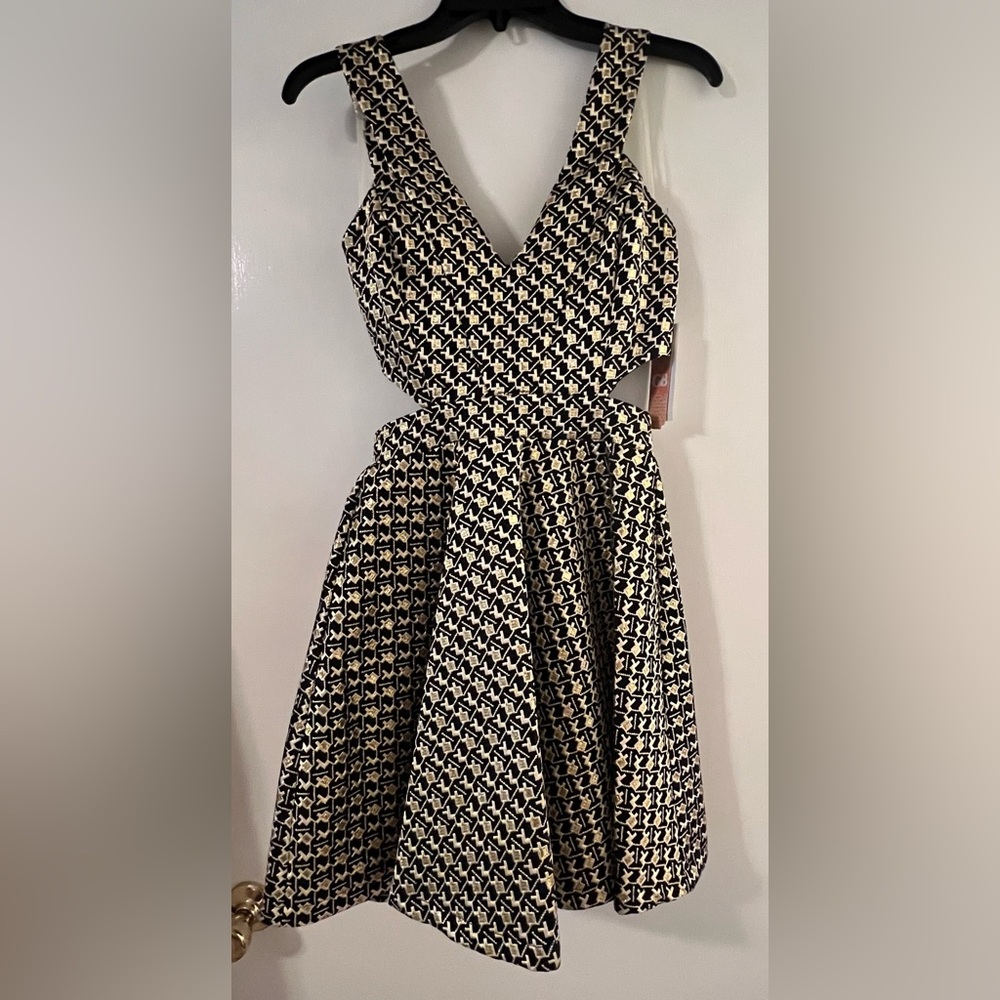 Gianni Bini Cocktail Dress - NEVER WORN